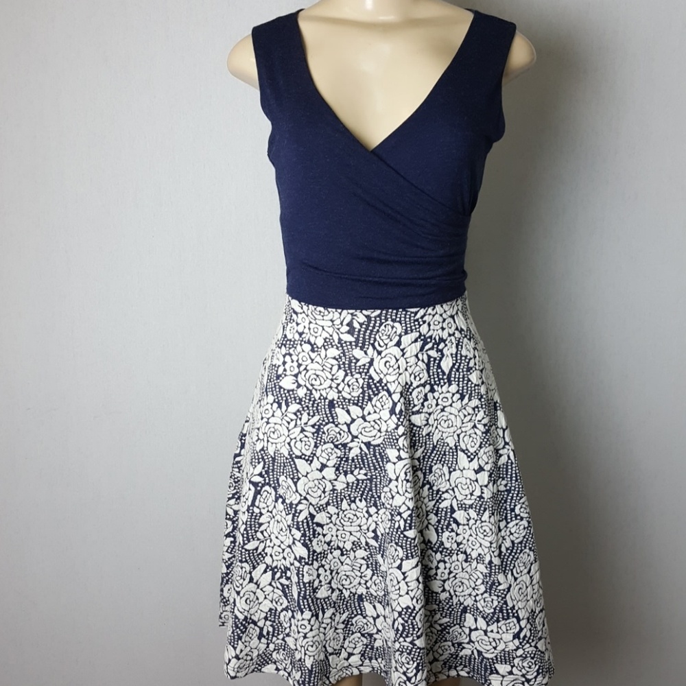 Blue and White Flower Dress XS